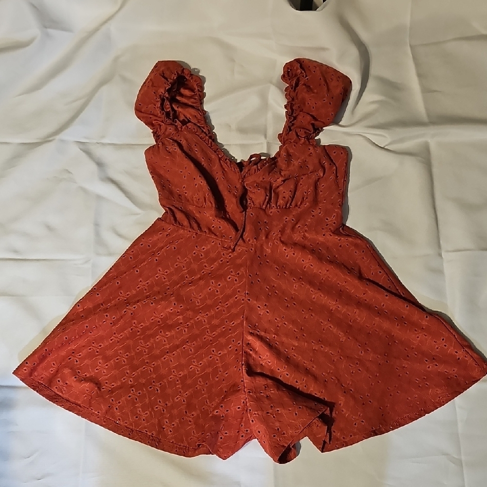 Heart & Heels Ruffled Rust Romper - Picture 4 of 9